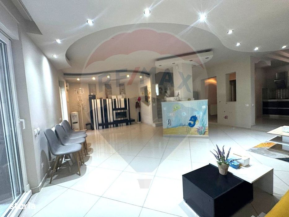 Casă / Vilă spațioasă de închiriat – Militari, zona Moinești