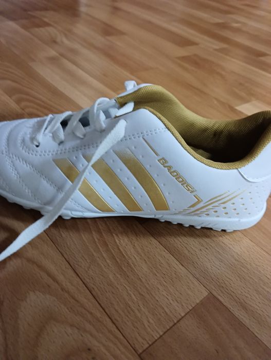 Сороконожки, бело-золотой