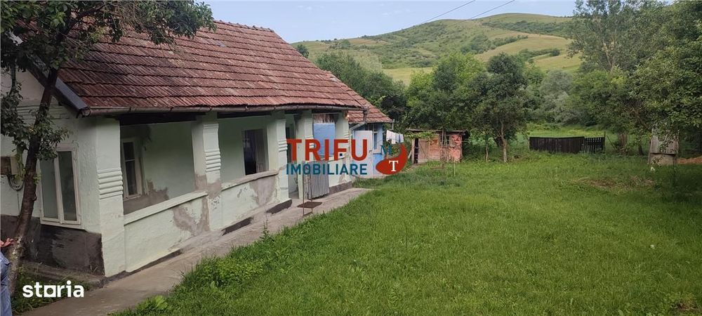 Teren cu casa de vanzare in  Comuna Hoparta