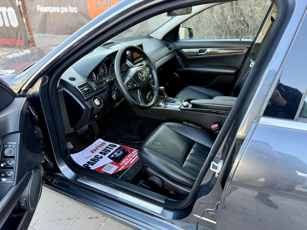 • Mercedes C Classe C220 / 2010 Euro 5 / Automat • Rate • Parc Auto •
