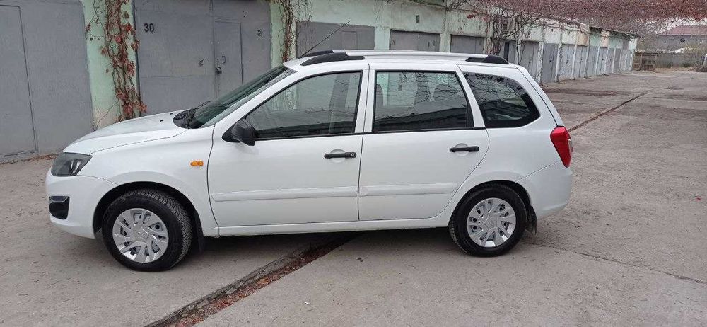 Автомобиль Lada Kalina 2