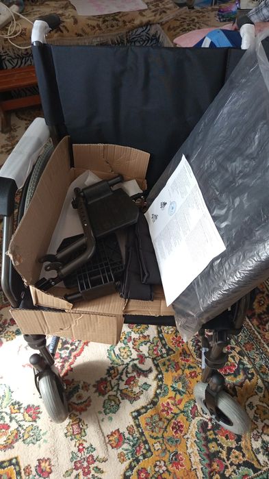 Инвалидная коляска