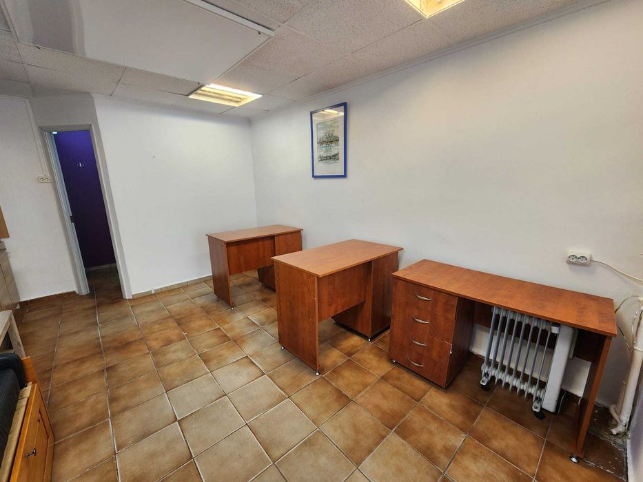 Garsoniera Gen Mociulschi -Brasov, spatiu comercial -intrare stradala