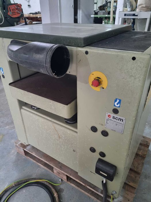 Masina de rindeluit SCM 520
