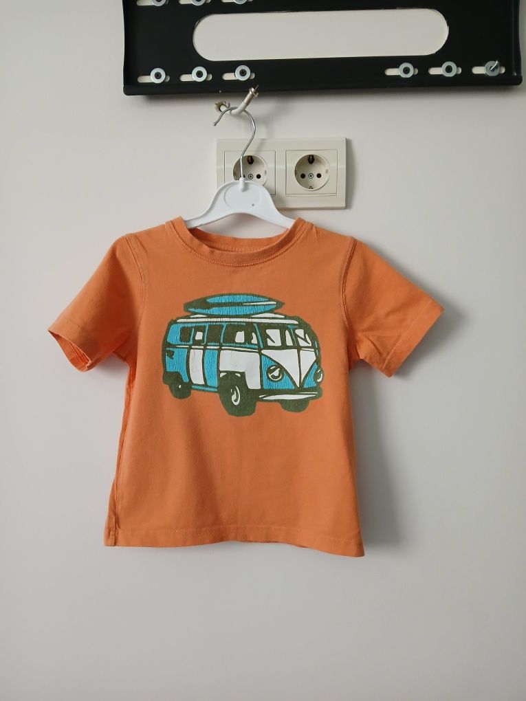 Тениски Zara, h&m, benetton 3-4 години