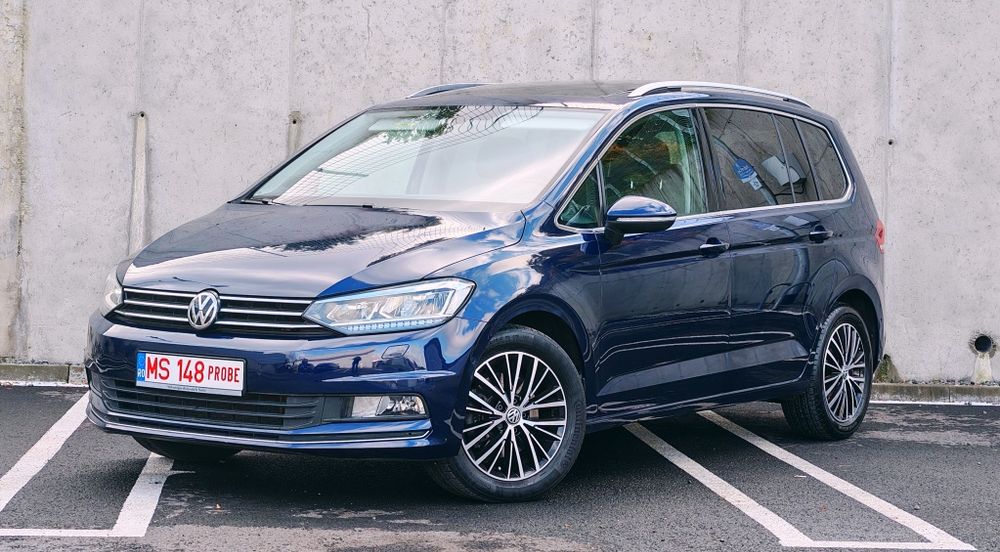 Volkswagen Touran / HighLine / Navi / Led /