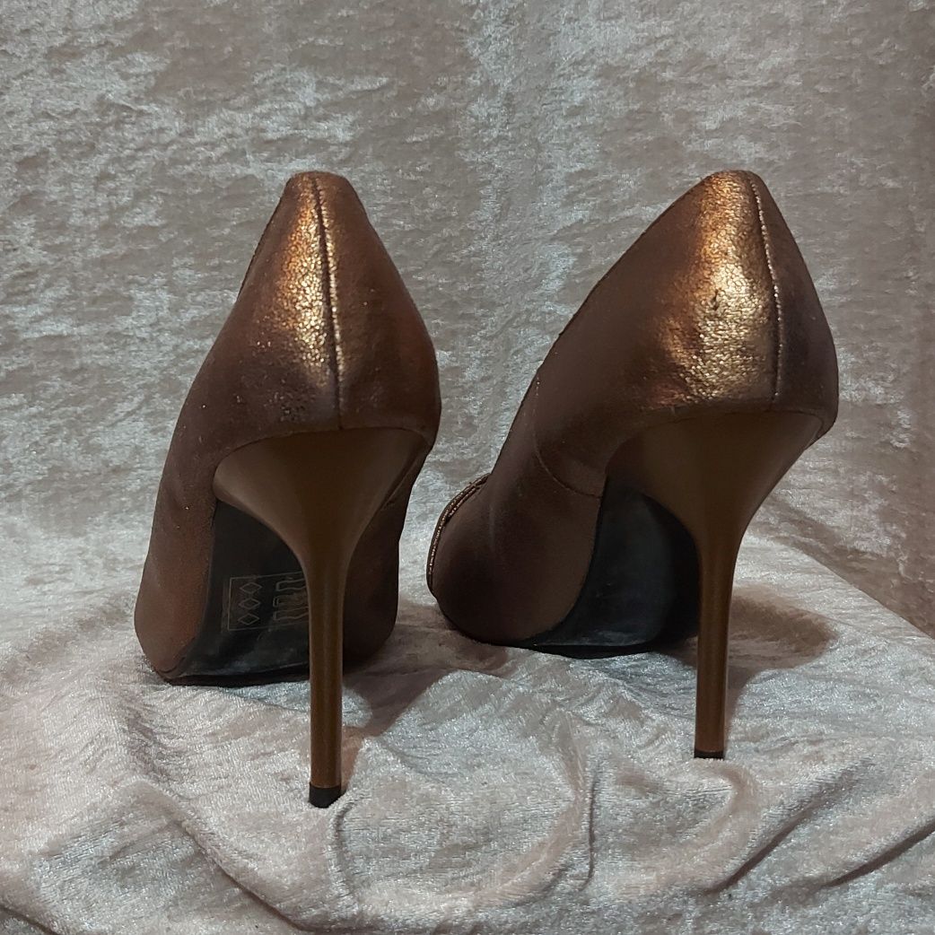 *Vintage* Stiletto bronz / auriu