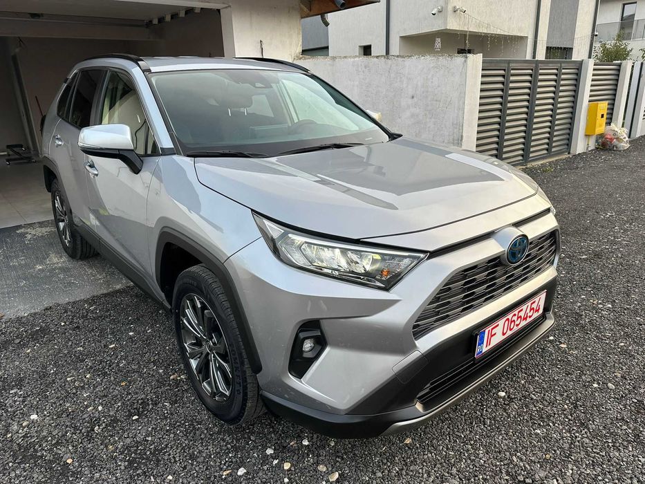 Toyota RAV4 2.5 Hybrid Business Distronic 98.000km 2022