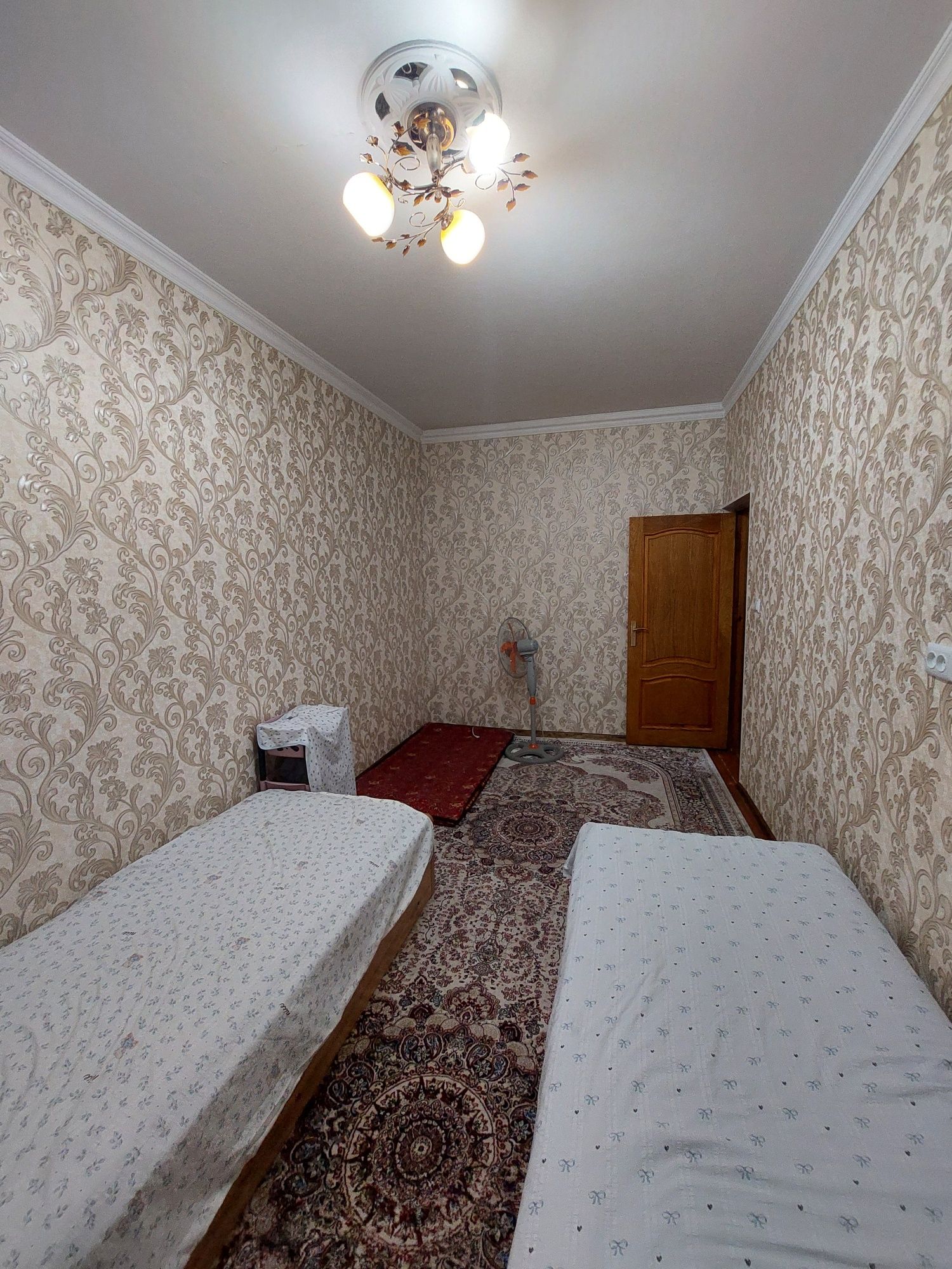 Kora kamish 2/1 da 4/1/4 balkon remont yaxshi srochna sotiadi