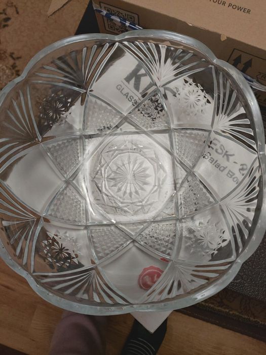 Стъклена купа нова