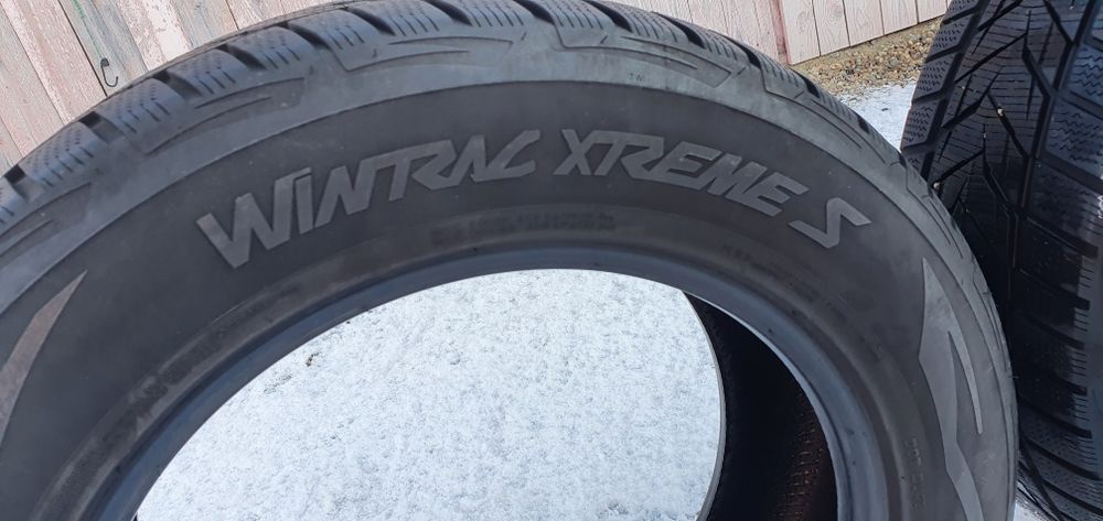 Cauciucuri de iarna. 225.60.17.