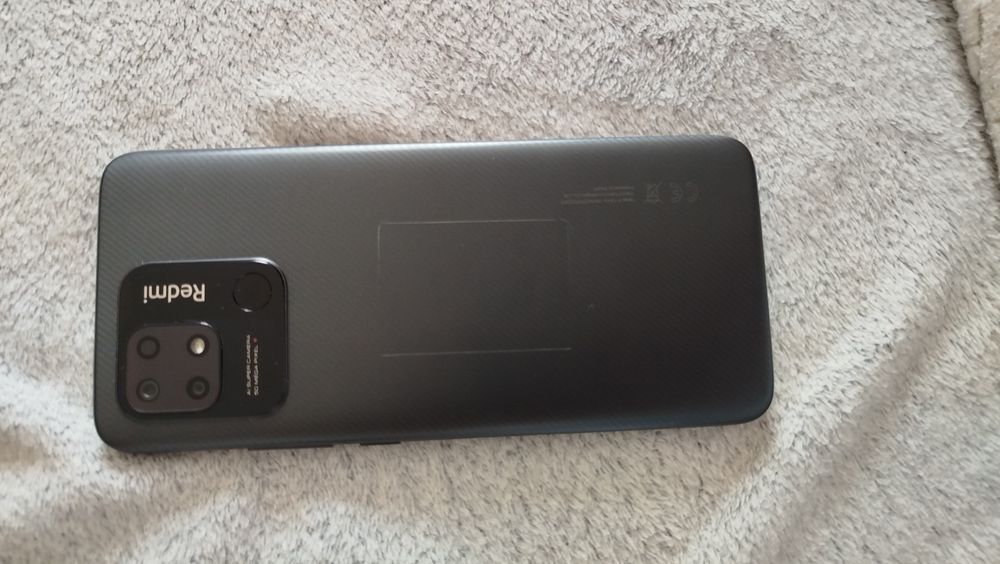 Продавам Xiaomi Redmi Note 13, Redmi 10C, Redmi buds 4 Lite