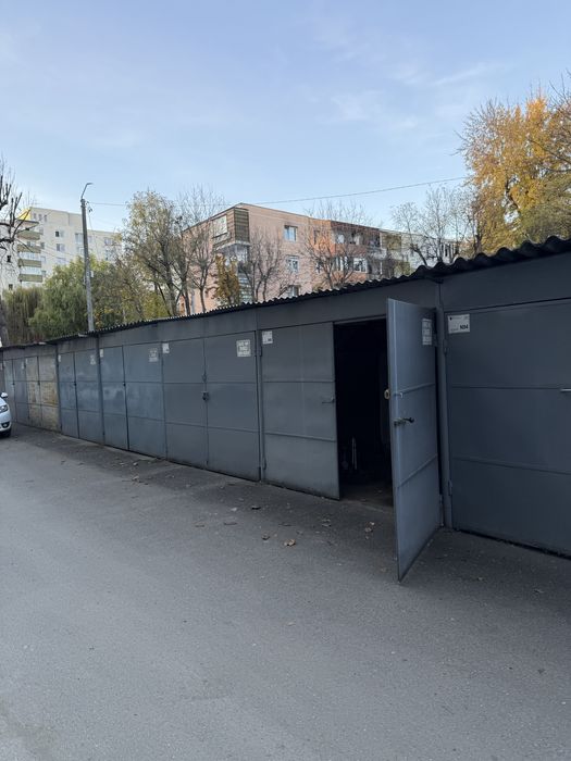 Dau in chirie garaj Fortuna