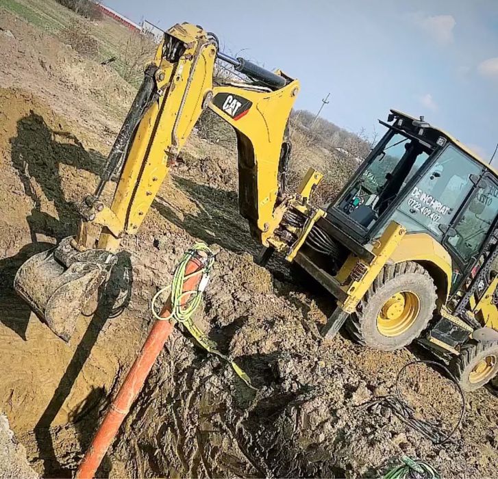 Inchiriem buldoexcavator