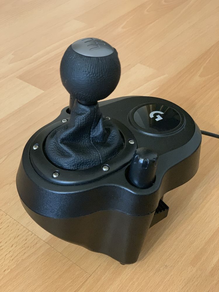 Logitech G29 игровой руль