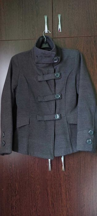 Haina gri de stofa + bonus geaca groasa portocalie