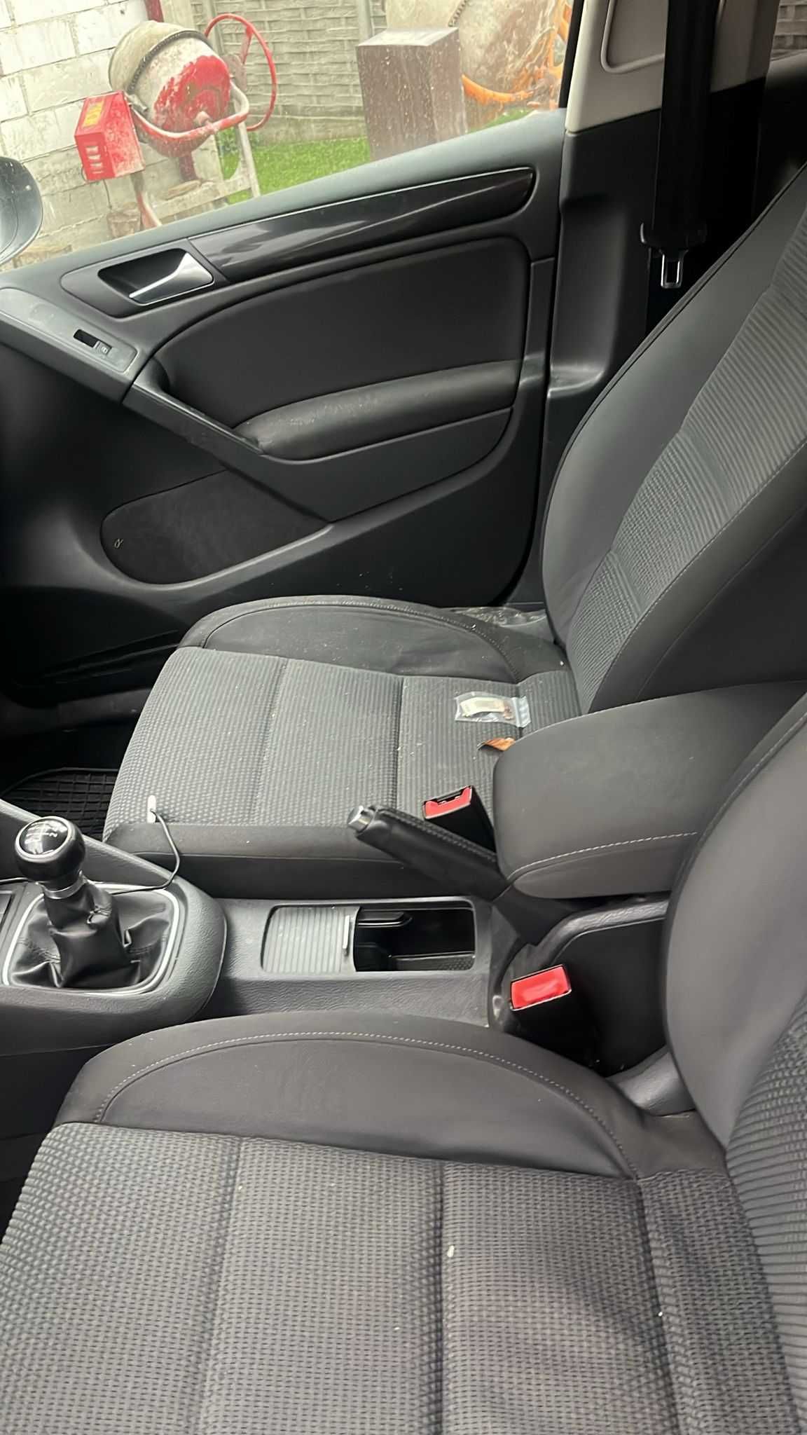 Dezmembrez VW Golf VI 1.4 TSI CAXA 122 cai Cutie Manuala 6 Trepte LHY