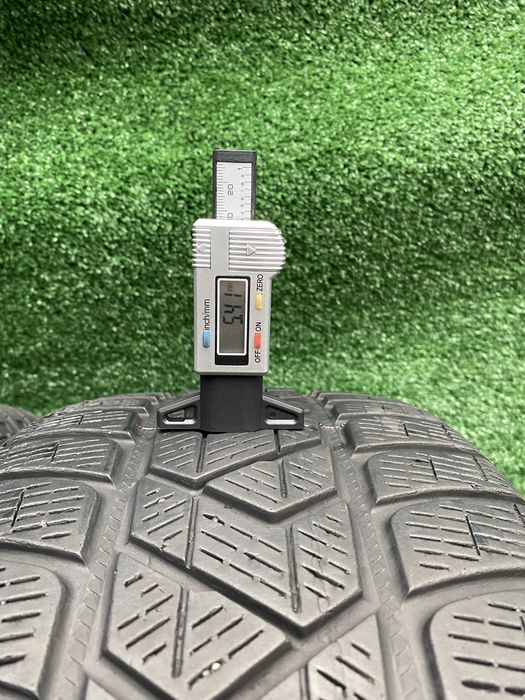 Set 4 anvelope Iarnă Pirelli Scorpion Winter 235 60 R18 107H DOT 3520