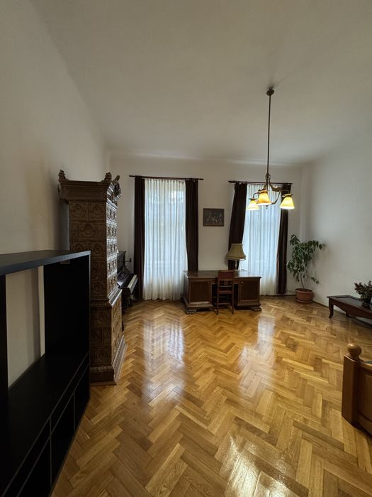 De închiriat direct de la proprietar- Casa spatioasa