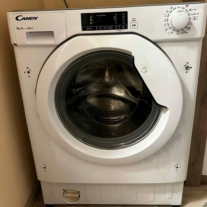 Masina de rufe incorporabila Candy CBWM814D