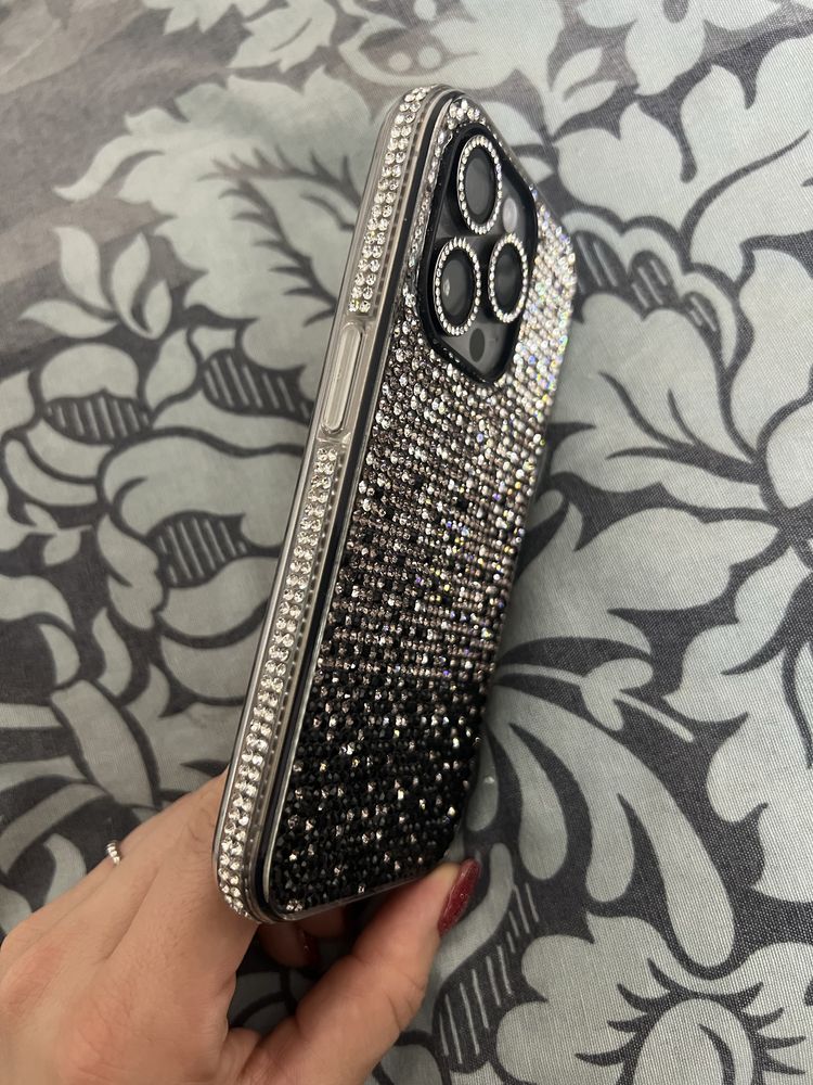 Кейсове Iphone 15 Pro с камъни swarovski/Loewe