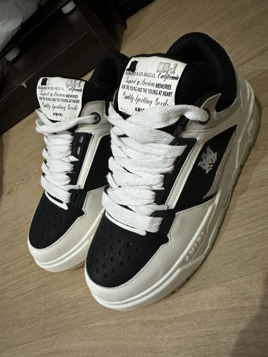 Adidasi barbati 41,42,43,44 Amiri