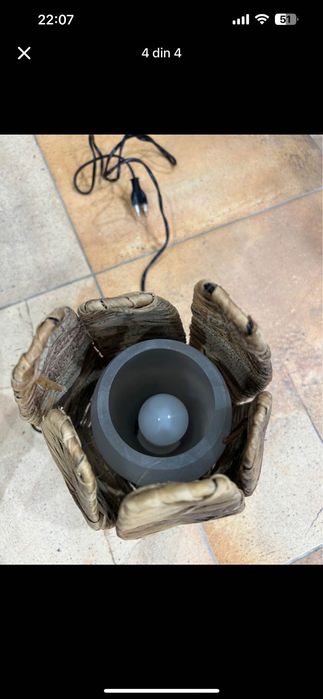 Veioză dormitor din material natural