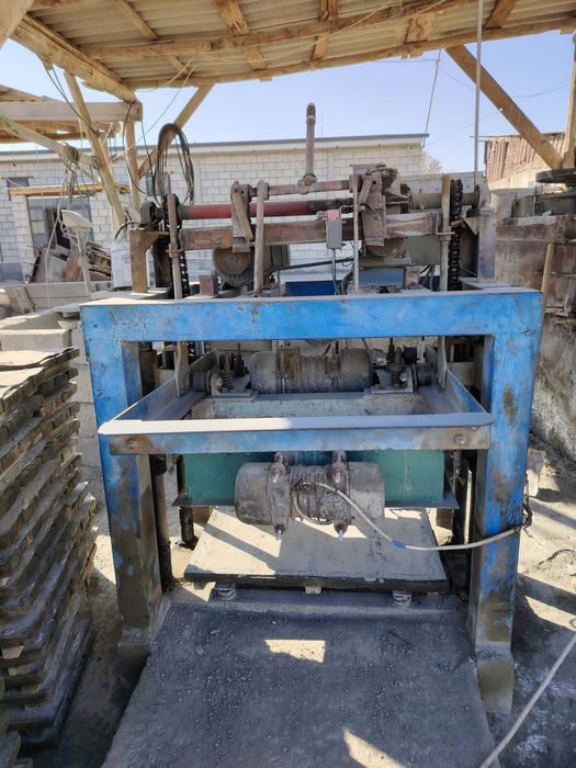 Shlakablok apparati sotiladi