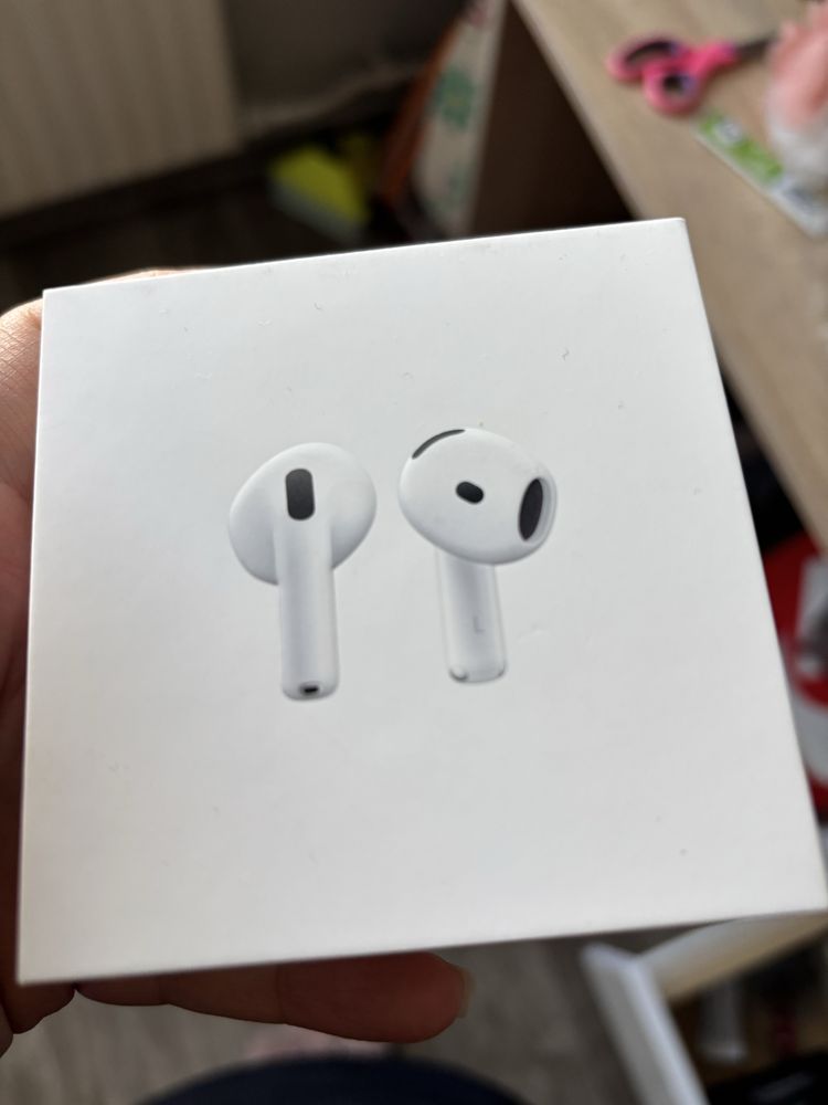 Слушалки Apple airpods 4
