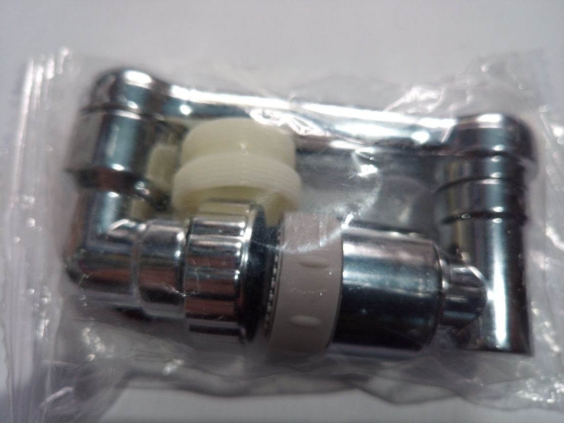 Adaptor prelator si extensie robinet apa