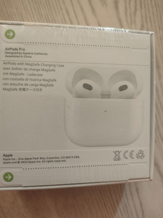 Наушники AirPods Pro