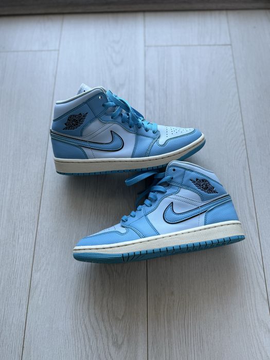 • Jordan • ICE BLUE • Mid •