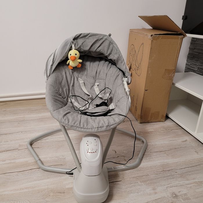 Leagăn bebe cu muzică și vibrații