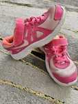 Adidasi fete nike