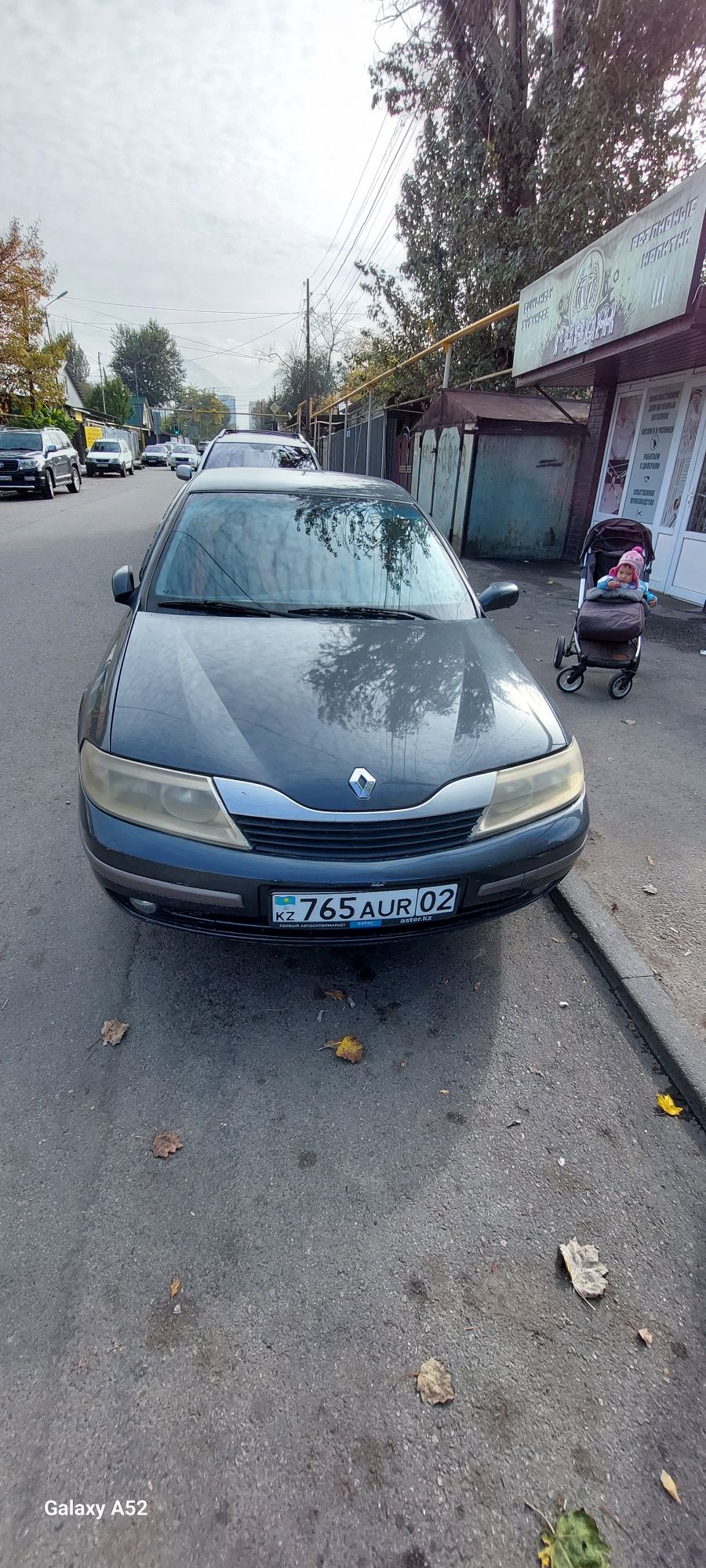 Renault laguna продам машину