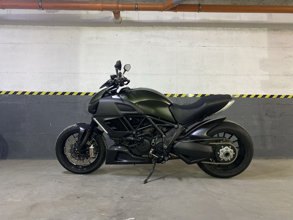 Ducati Diavel 1200 - 2011