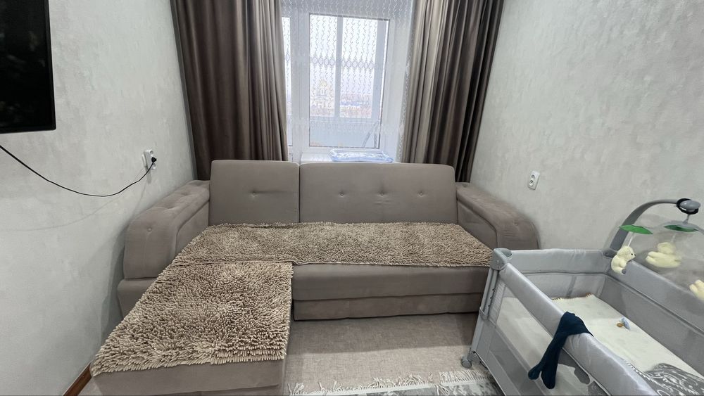 Продам диван в хорошем состоянии