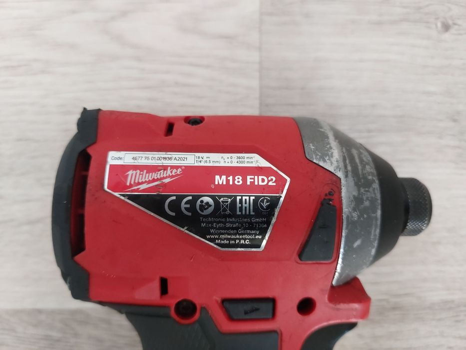 Autofiletanta impact biți milwaukee M18 FID2, 230 nm, stare perfectă