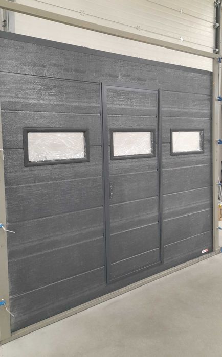 Usa garaj sectionala 3000x2500 gri antracit, automatizare si accesorii