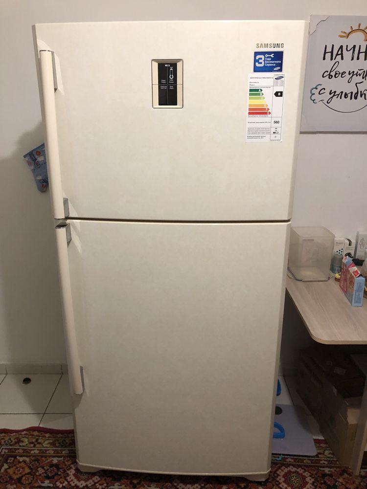 Холодильник Samsung продам
