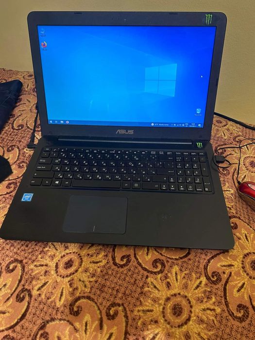 Лаптоп ASUS L502M