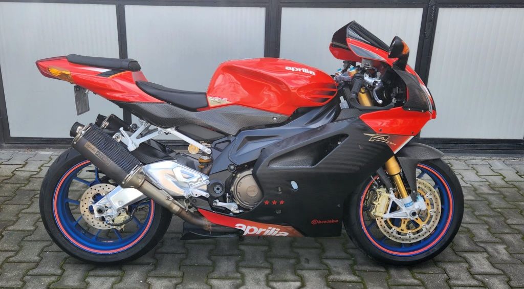 Aprilia RSV 1000 RR 2004