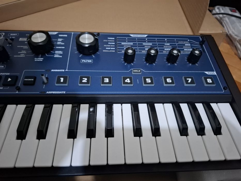 Novation Mininova