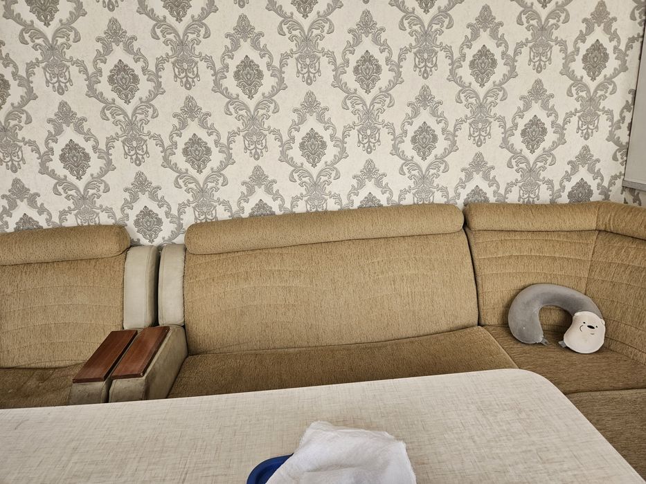 юмшок диван  срочно сотилади