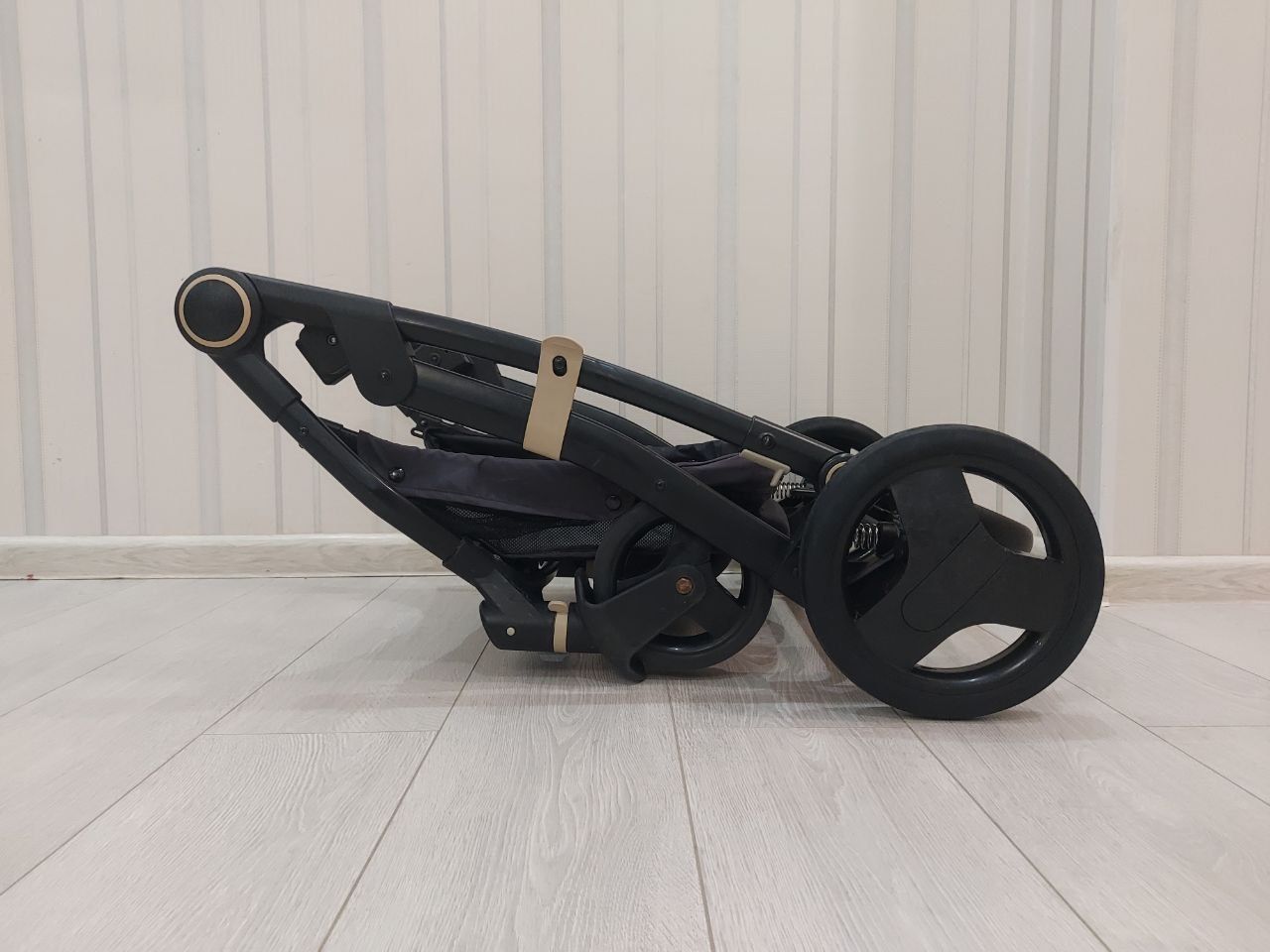 Cybex Leotie Flex 2в1 детская коляска