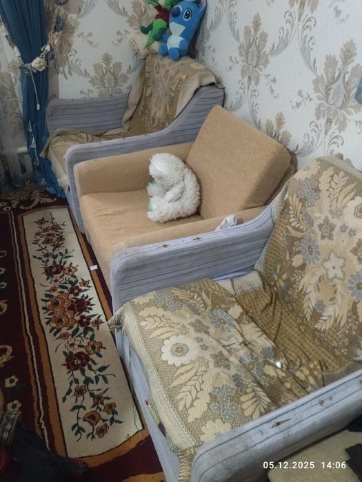 диван 4креслосы мен.