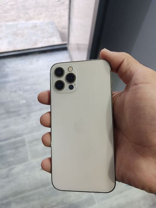 Iphone 12 pro karopka yuk ishlashiga javob