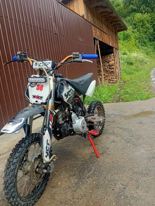 Cross YCF 125cc în stare bună (fără frână spate)

Descriere:
Vând cros