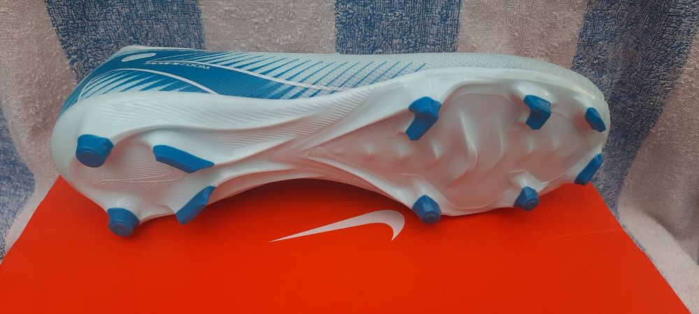 Ghete fotbal Nike Zoom Vapor 16 Academy FG/MG