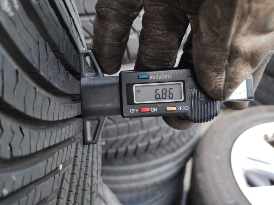 4бр Зимни гуми 215 40 17 - Michelin - 75lv